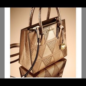 Michael Kors Mercer Metallic Medium Messenger Bag